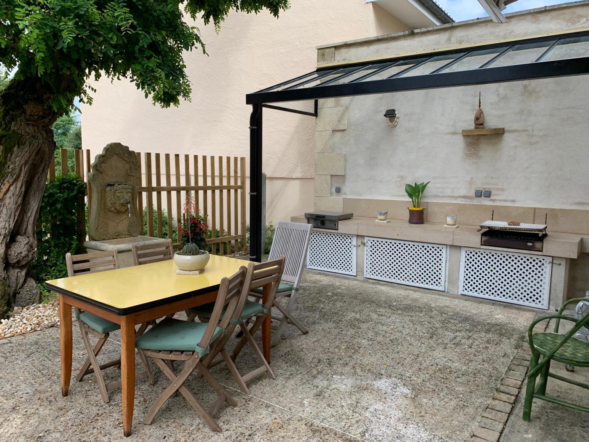 Batisse En Pierre XVII Siecle 115 M² Avec Terrasse Villa Ambares-et-Lagrave Eksteriør billede