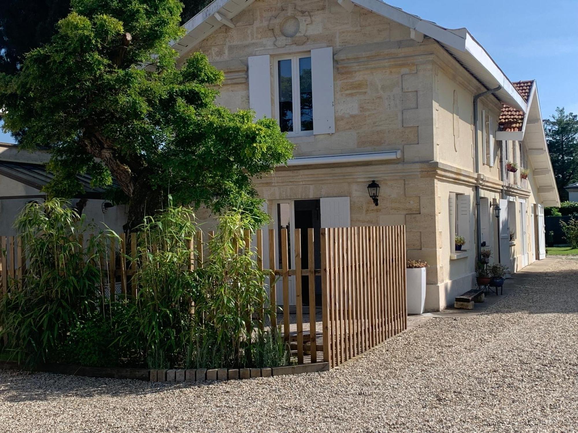 Batisse En Pierre XVII Siecle 115 M² Avec Terrasse Villa Ambares-et-Lagrave Eksteriør billede