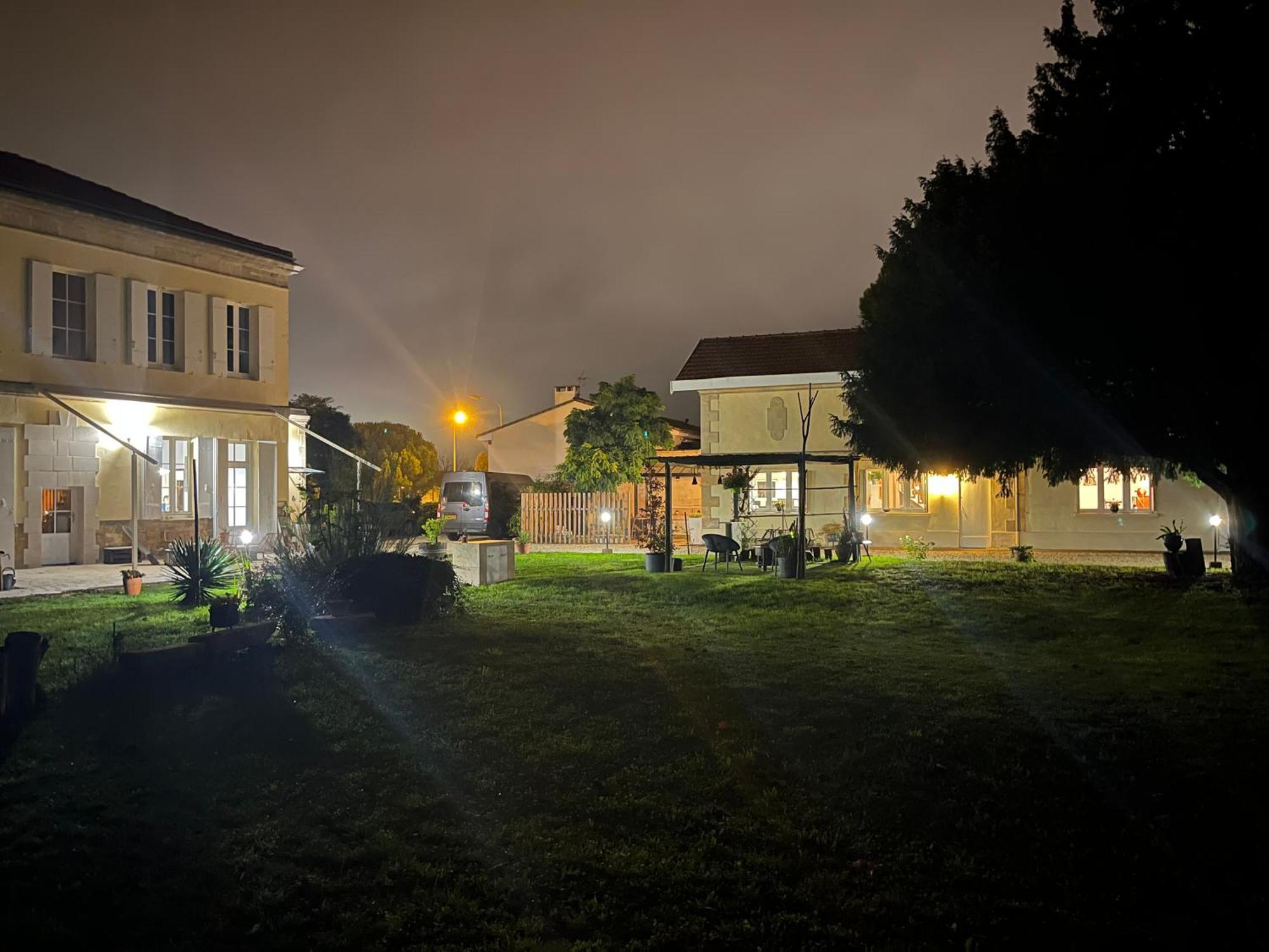 Batisse En Pierre XVII Siecle 115 M² Avec Terrasse Villa Ambares-et-Lagrave Eksteriør billede